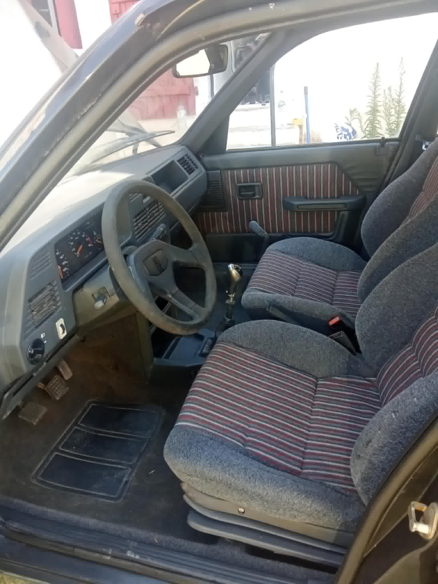 309 sx int.jpg